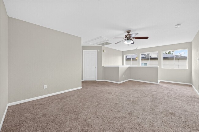 Building Photo - 3219 Watercliff Ct