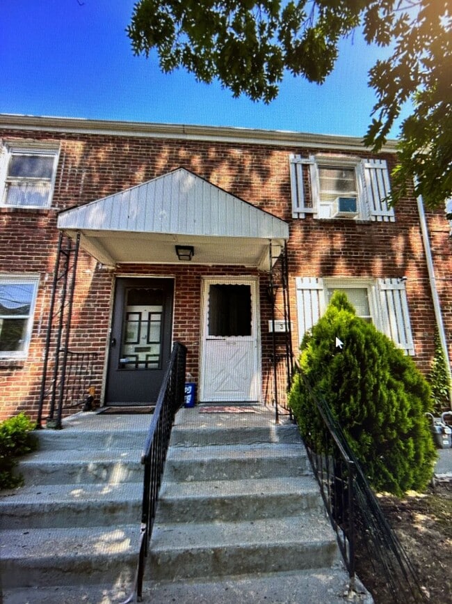 Building Photo - 3 Nordacs