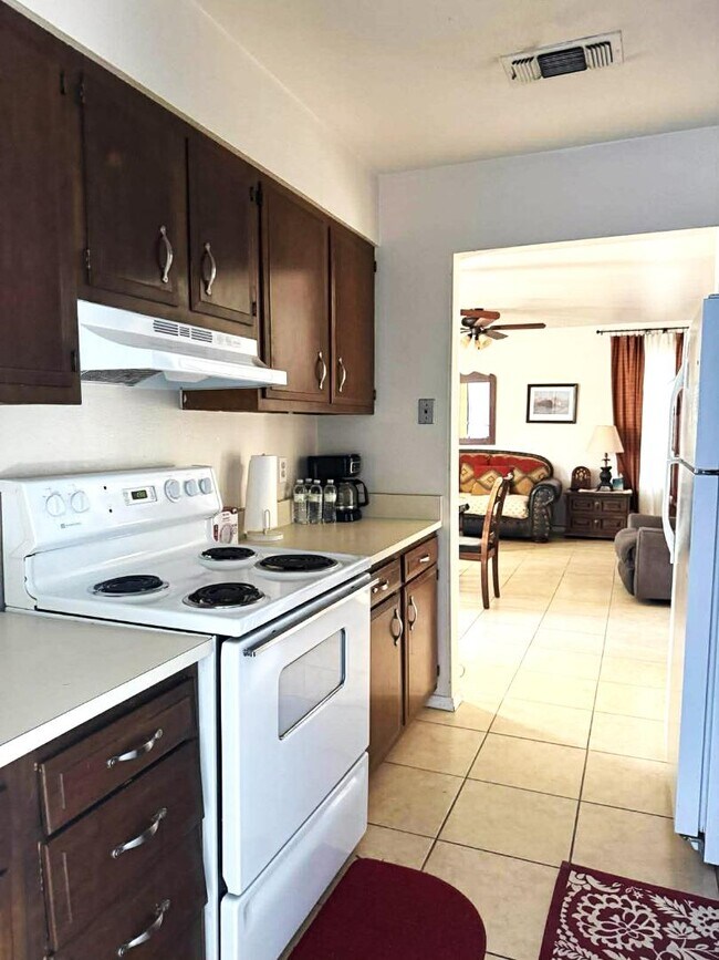 Building Photo - 1501 Riley Dr