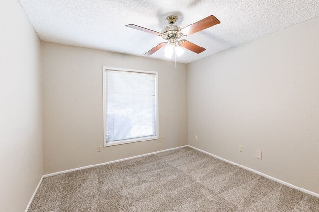 Building Photo - Charming 4-Bedroom Home with Cozy Fireplace and Spacious Living Area