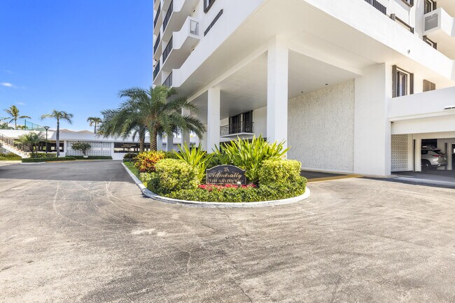 Building Photo - 1208 Marine 901 Way