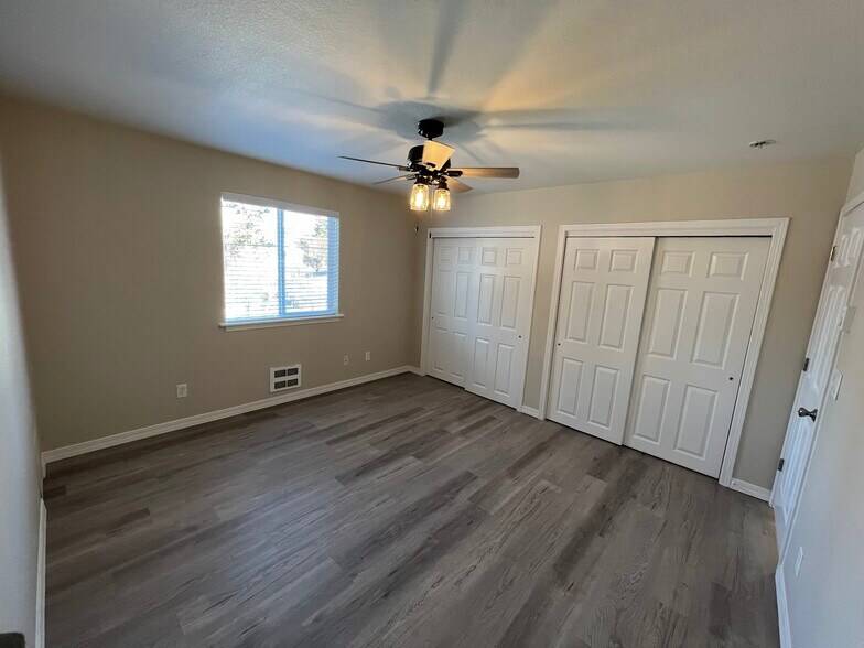 Building Photo - 288 Doran Ln
