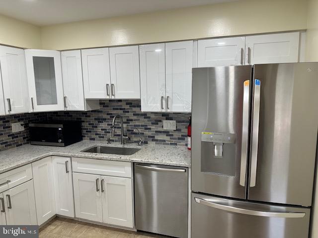 Building Photo - 1001 Edison Glen Terrace