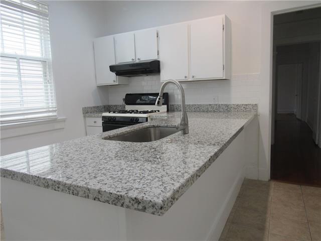 Building Photo - 810 Moss St