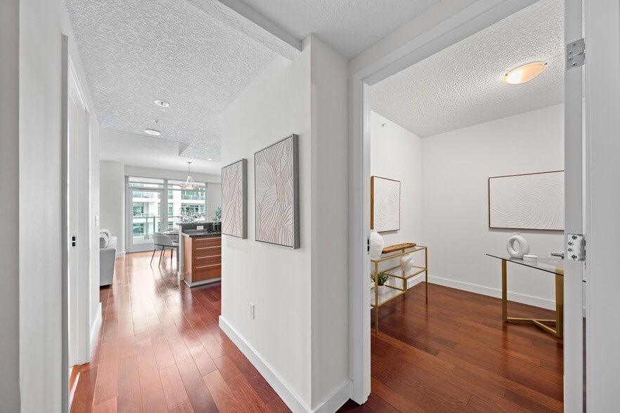 Building Photo - 3141 Michelson Dr