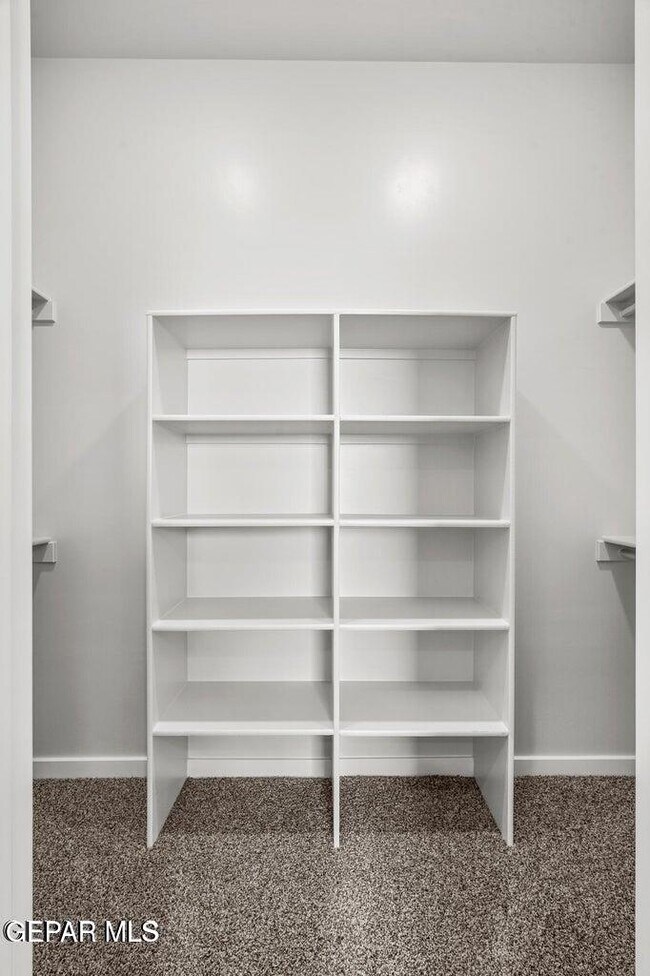 Building Photo - 7305 Cimarron Rim Dr