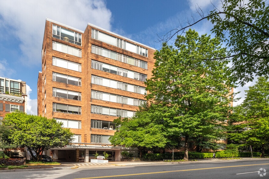 Building Photo - Connecticut Park Apartments
