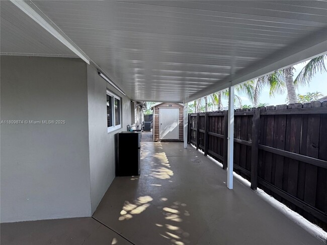 Building Photo - 9849 NW 127th Terrace