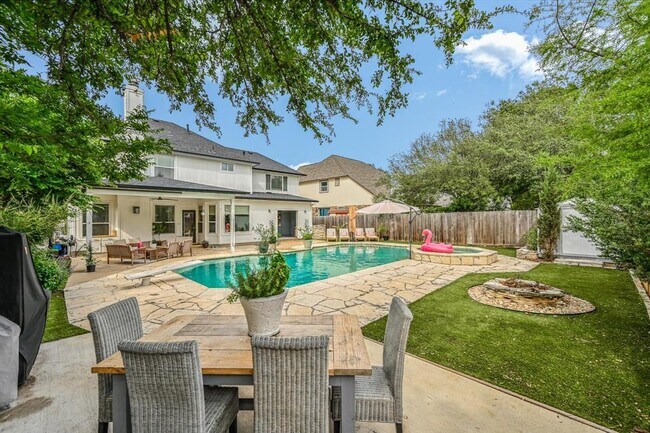 Building Photo - 803 Crocus Dr