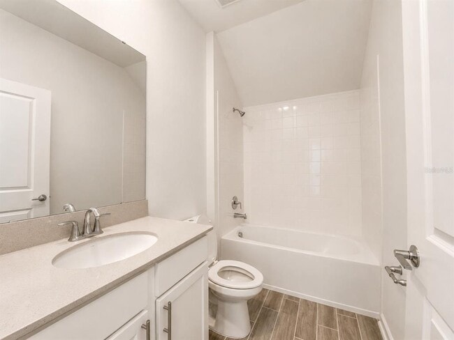 Building Photo - 1432 Viscaya Cove Blvd