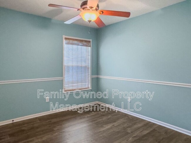 Building Photo - 72 Blue Jasmine Ln
