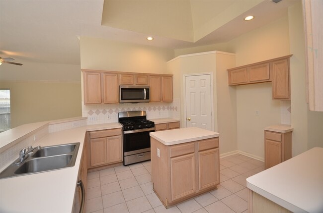 Building Photo - 1103 Ivyvine Ct