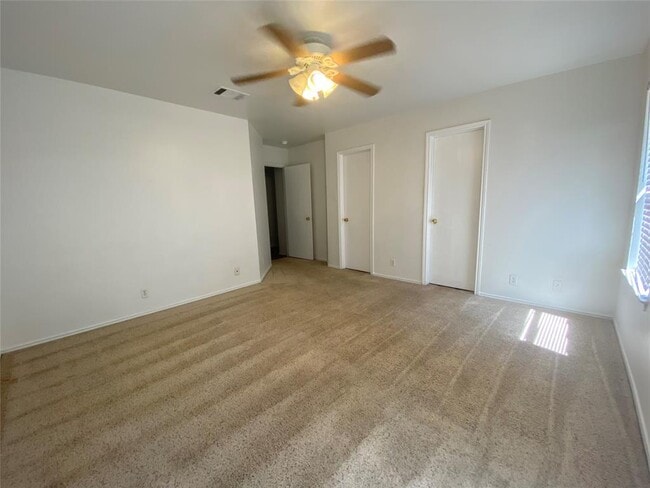 Building Photo - 9001 Kimono Ridge Dr