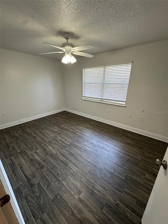 Building Photo - 1177 Bentley Rd