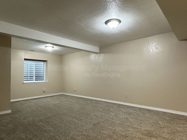 Building Photo - 4420 Cobbleskill Dr