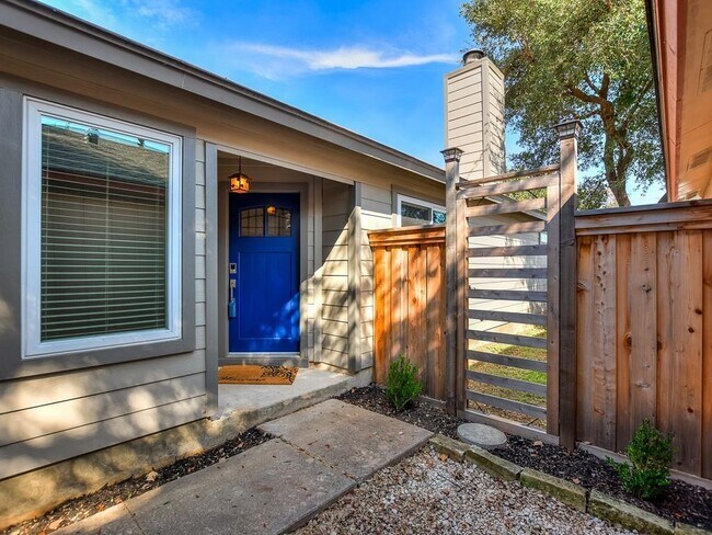 Building Photo - 13019 Emma Lee Ave