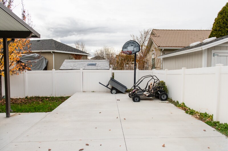 Building Photo - 1676 S 500 W St