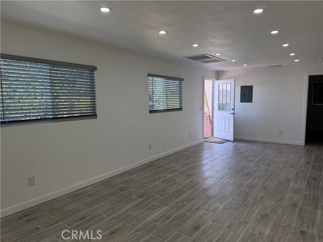 Building Photo - 3590 Buchanan St