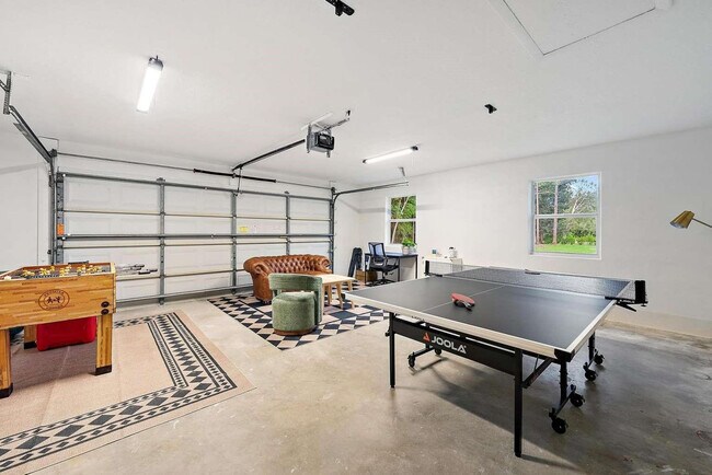 Building Photo - 11828 171st Ln N