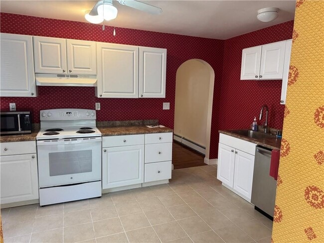 Building Photo - 5 Whitwell Ave