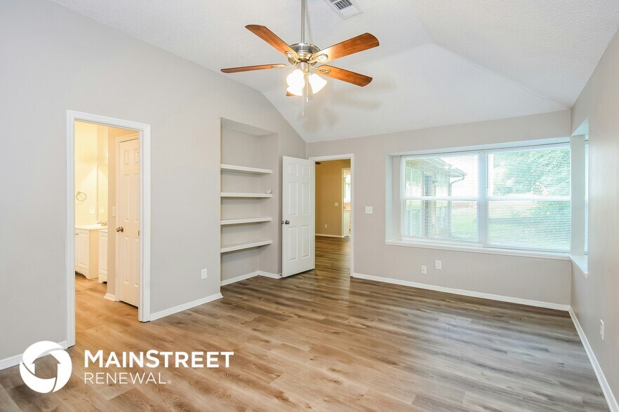 Building Photo - 492 Crestwood Ct