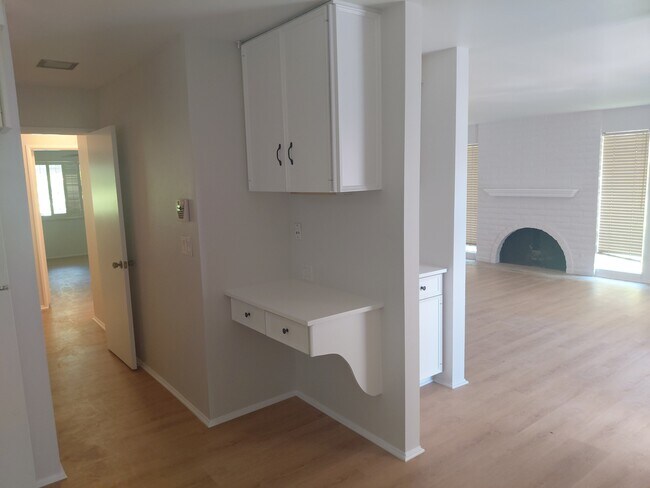 Building Photo - 4607 Collwood Ln