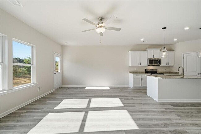 Building Photo - 3966 Oakwood Ter Ct