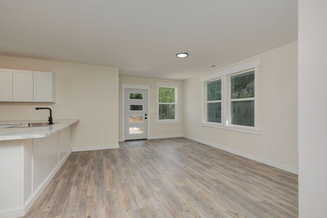 Building Photo - BRAND NEW 3 Bedroom | 2 Bathroom | 2 Car Garage HOME -- 1400 sqft, PETS WELCOME!