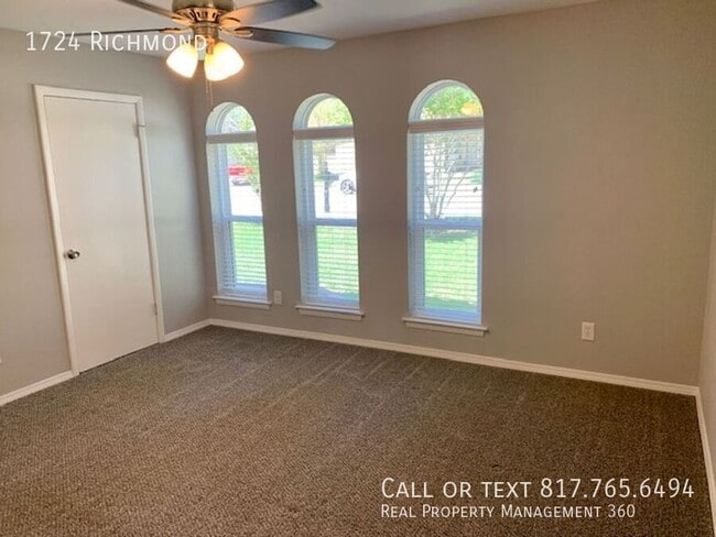 Building Photo - 1724 Richmond-