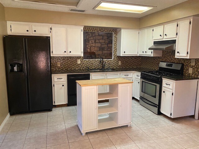 Building Photo - 1803 Ryon Cove