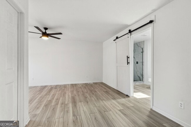 Building Photo - 597 Paper Mill Rd