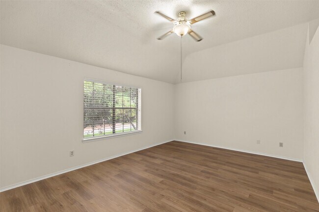 Building Photo - 2807 Grants Lake Blvd