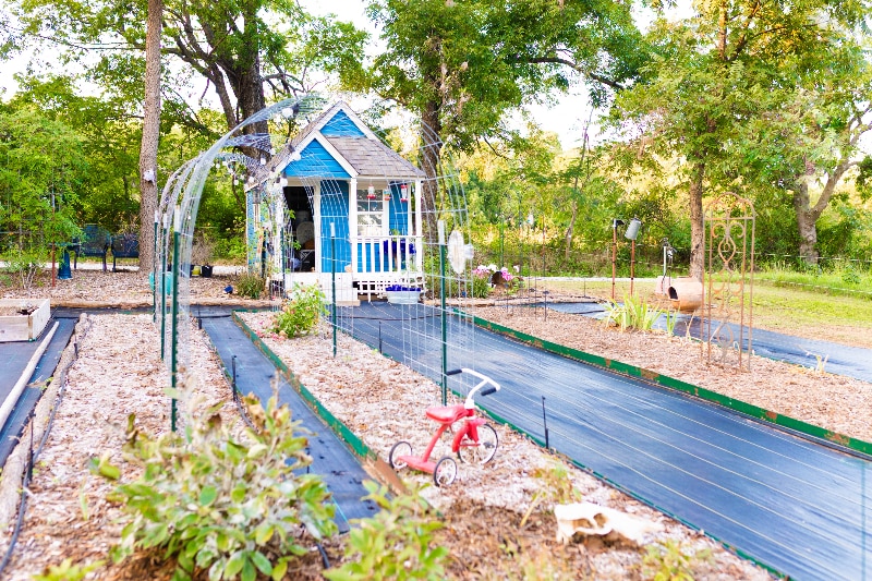 Building Photo - 9037 N Mem Dr