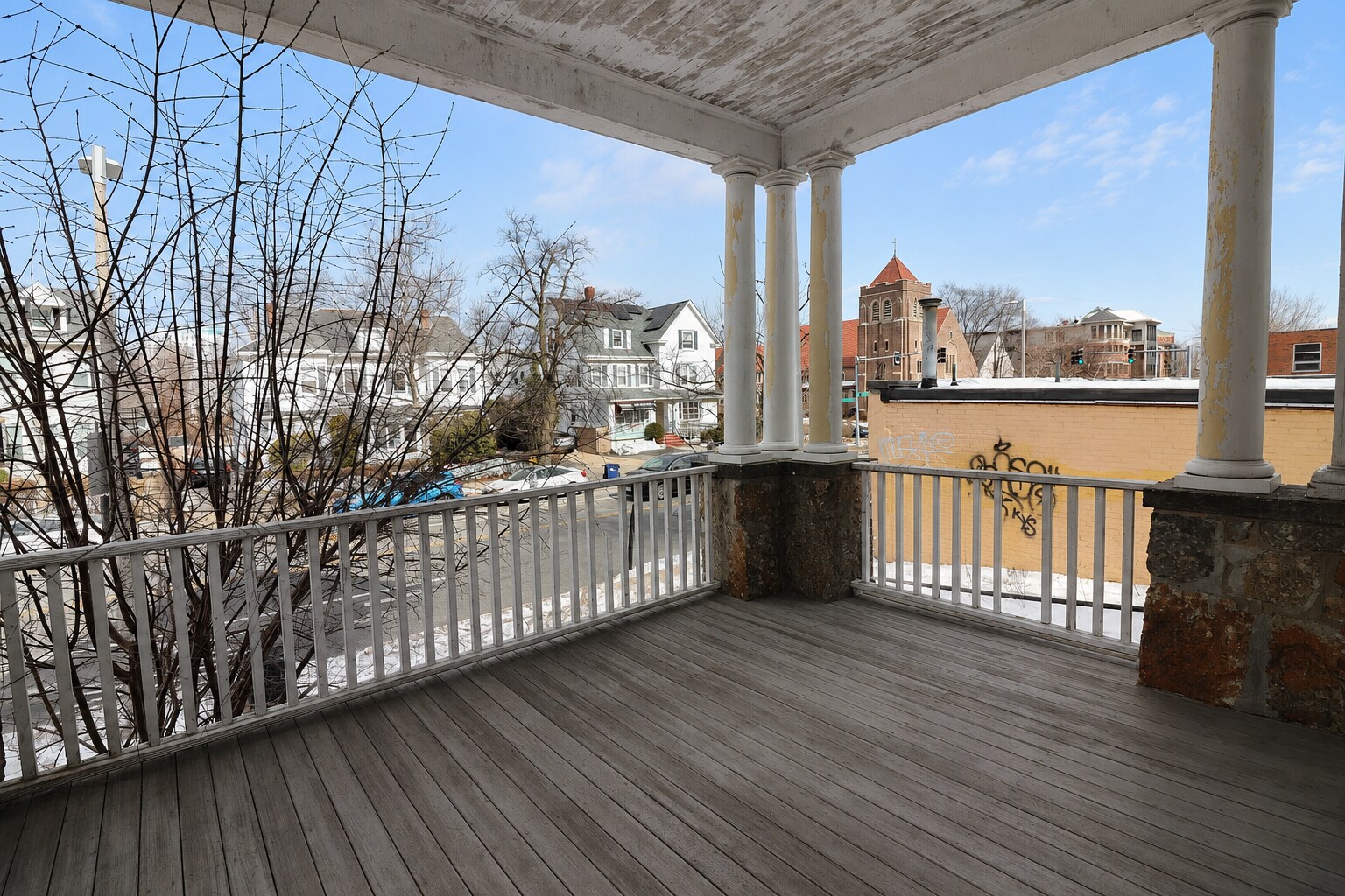Building Photo - 582 Cambridge St