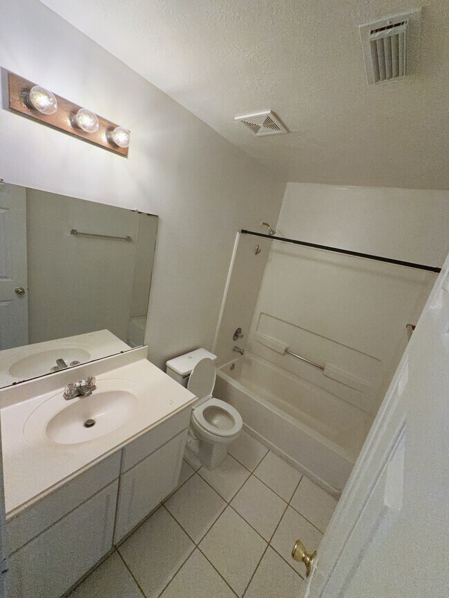 Building Photo - 6658 Sharpstown Green Cir