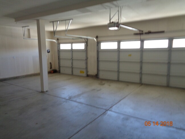Building Photo - Beautiful West Lancaster 2 Story Offering 3209 sq. ft.