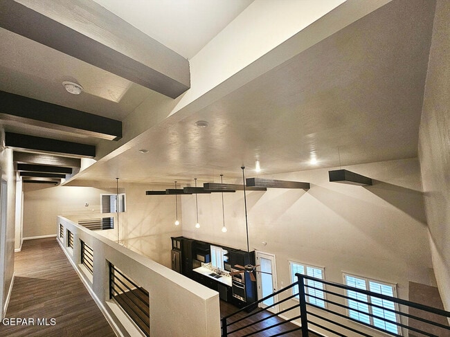 Building Photo - 13185 Tiverton Rd