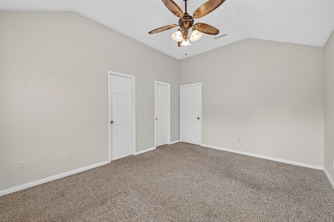 Building Photo - 22207 Falconwood Ln
