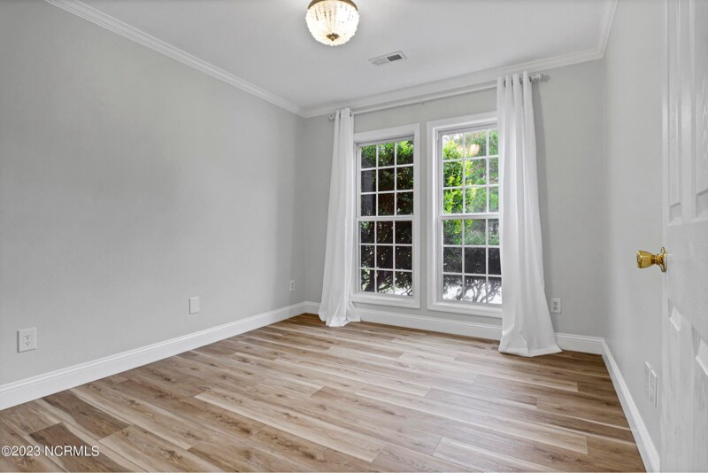 Building Photo - 310 Citation Ln