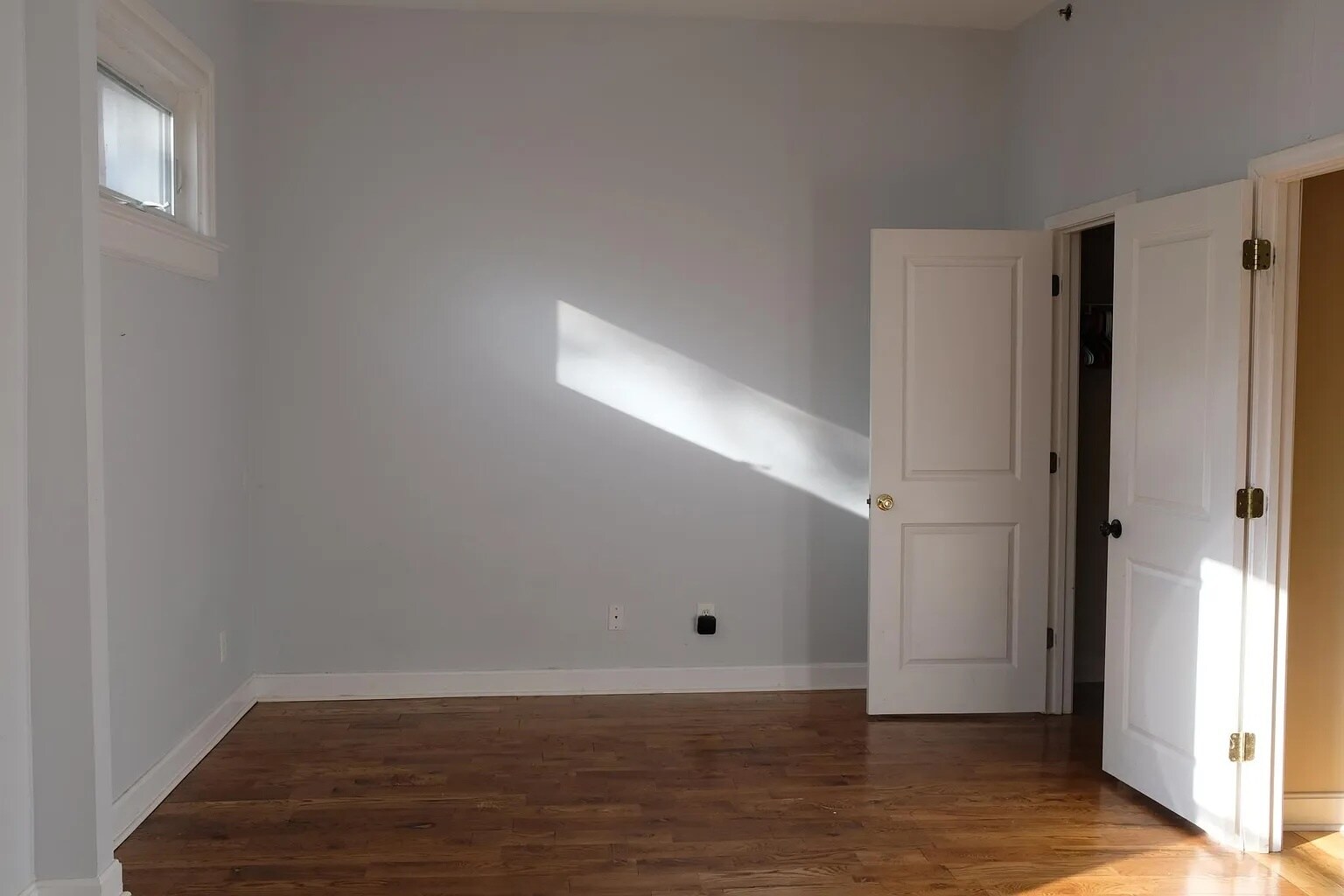 Building Photo - 1221 S 4th St