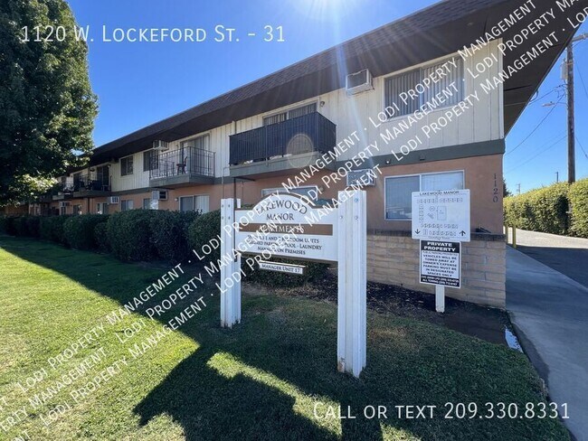 Building Photo - 1120 W Lockeford St
