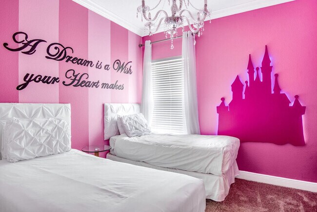 Building Photo - 7450 Gathering Dr