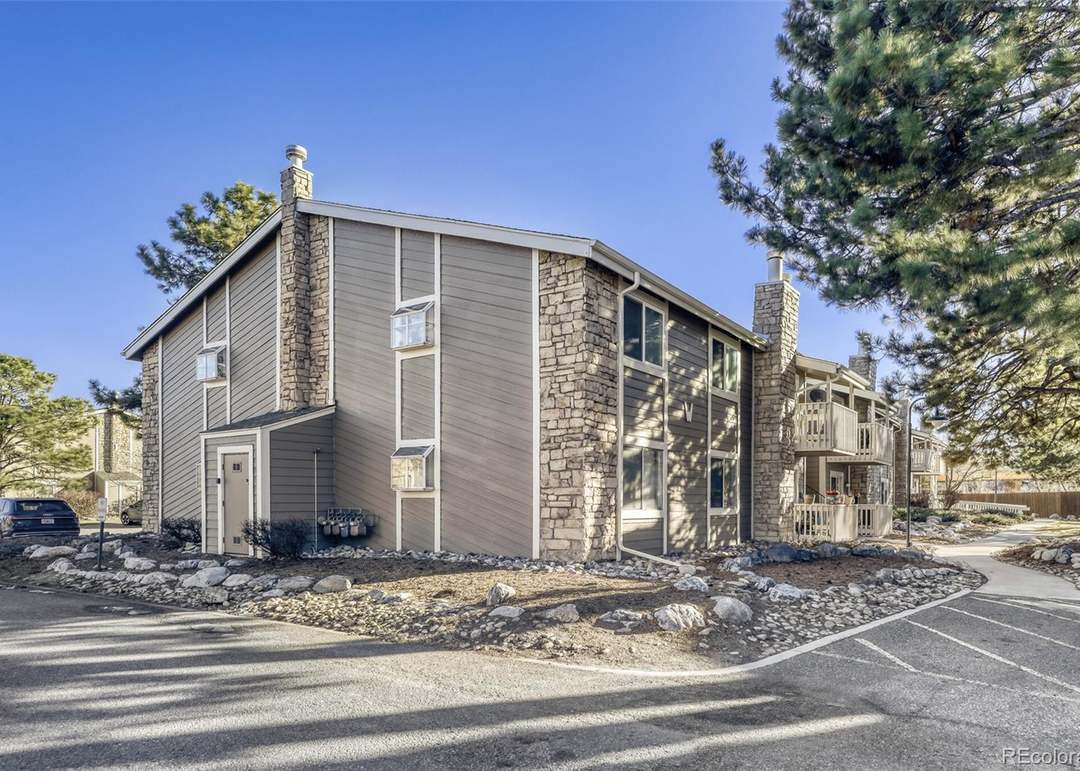 Building Photo - 4400 S Quebec St