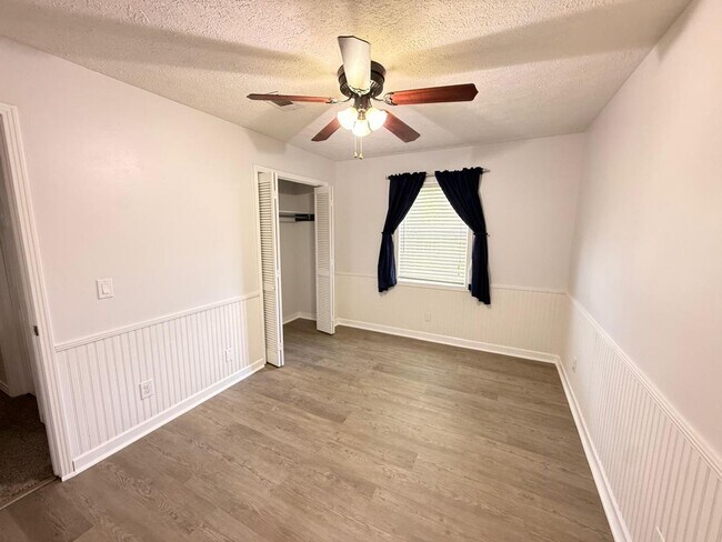 Building Photo - Spacious 4BR Home in Desirable North Columbus