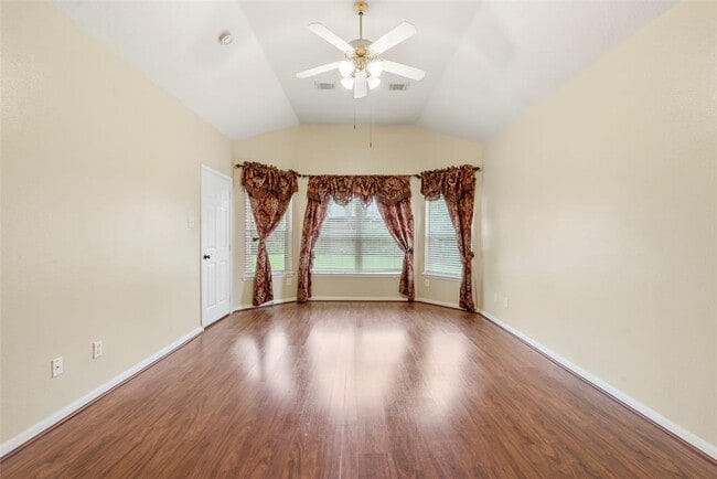 Building Photo - 25727 Shady Spruce Ln