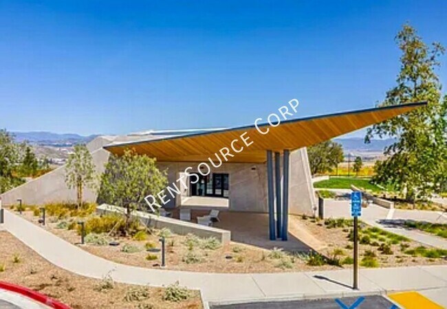 Building Photo - 26943 Pathfinder Ln