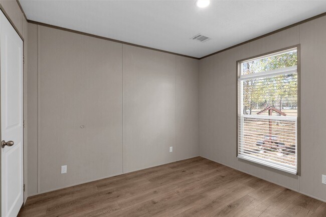 Building Photo - 1300 Campbell Acres Rd