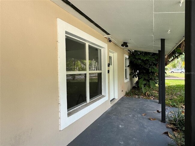 Building Photo - 611 S Seneca Blvd