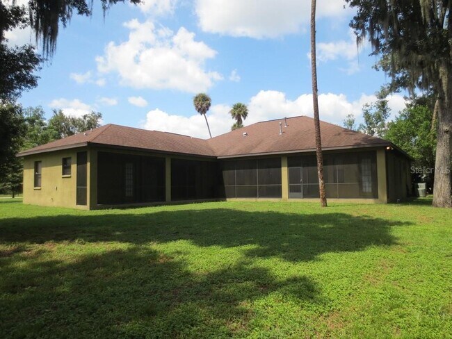 Building Photo - 1004 John Cressler Dr
