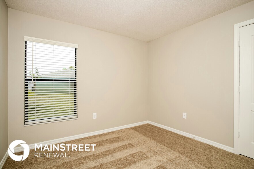 Building Photo - 208 Hyacinth Ct